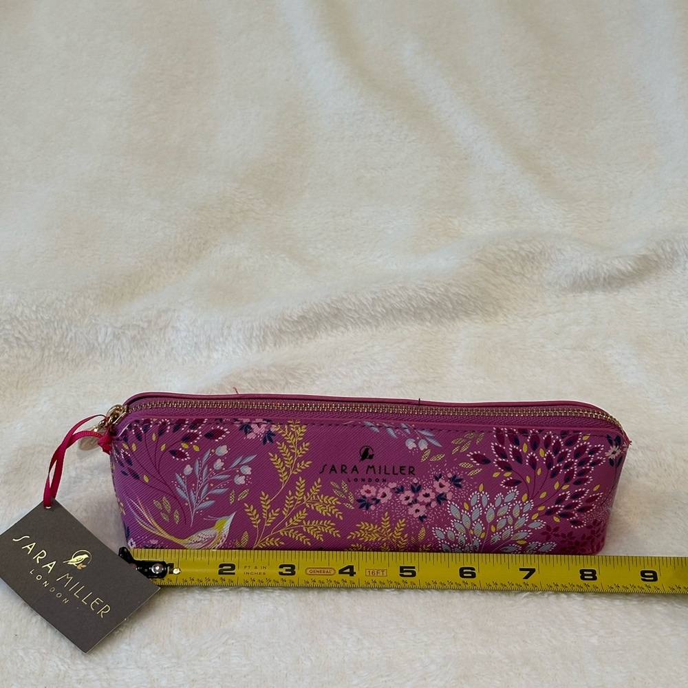 Sara Miller Makeup Floral Makeup Bag - Picture 6 of 6